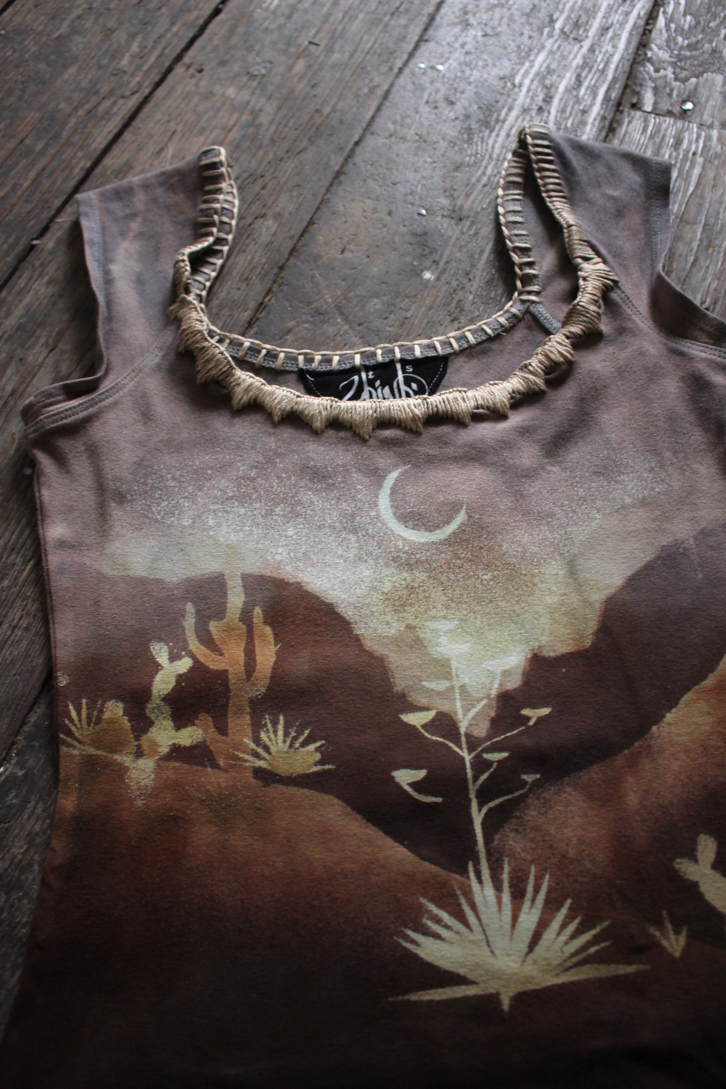 SMALL - Desert Basket Top - Hand embroidered Neckline