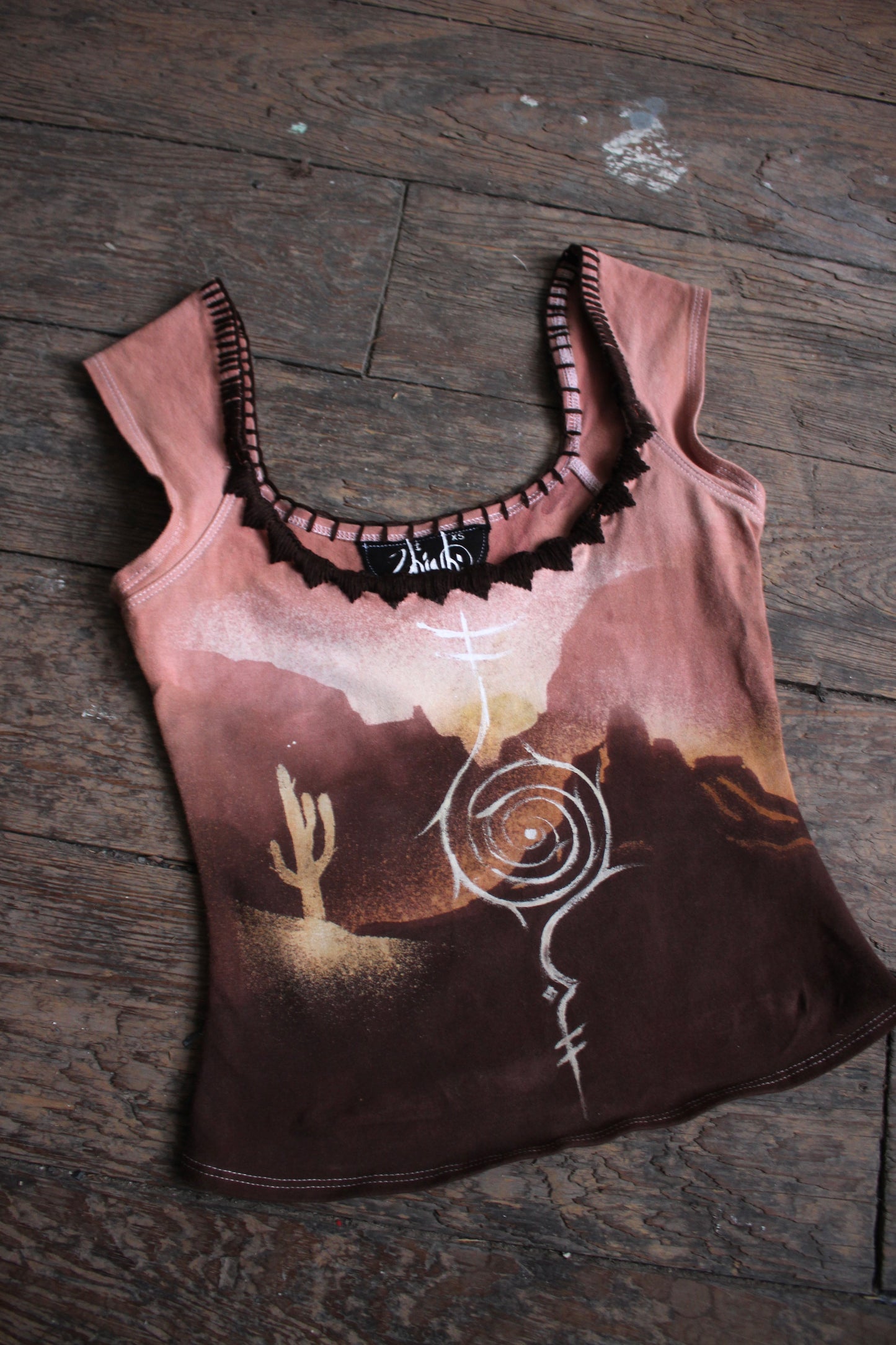 XS- Desert Swirl Basket top- Hand embroidered neckline