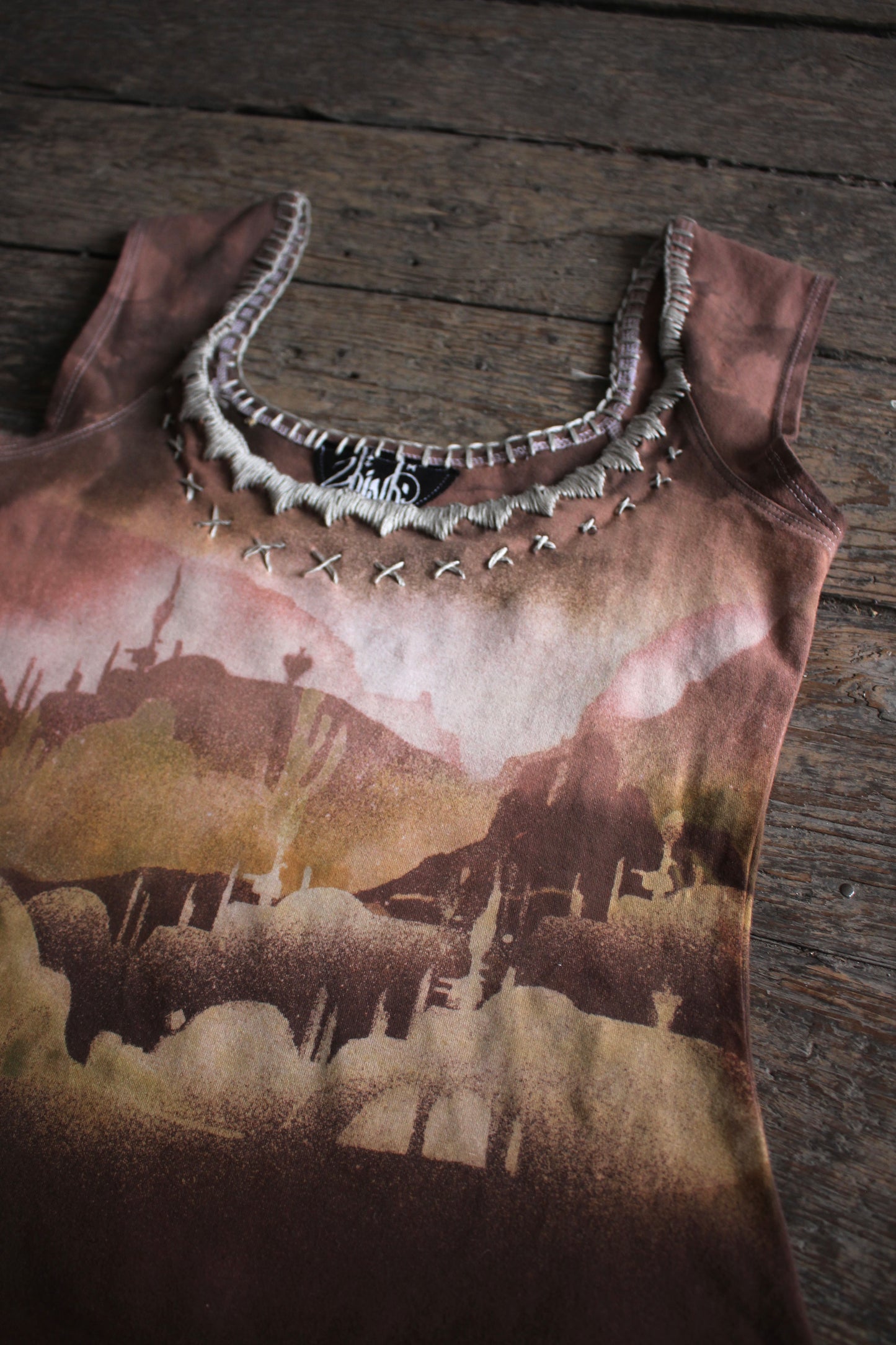 MEDIUM - Tatooine Empire Basket top - Hand embroidered neckline