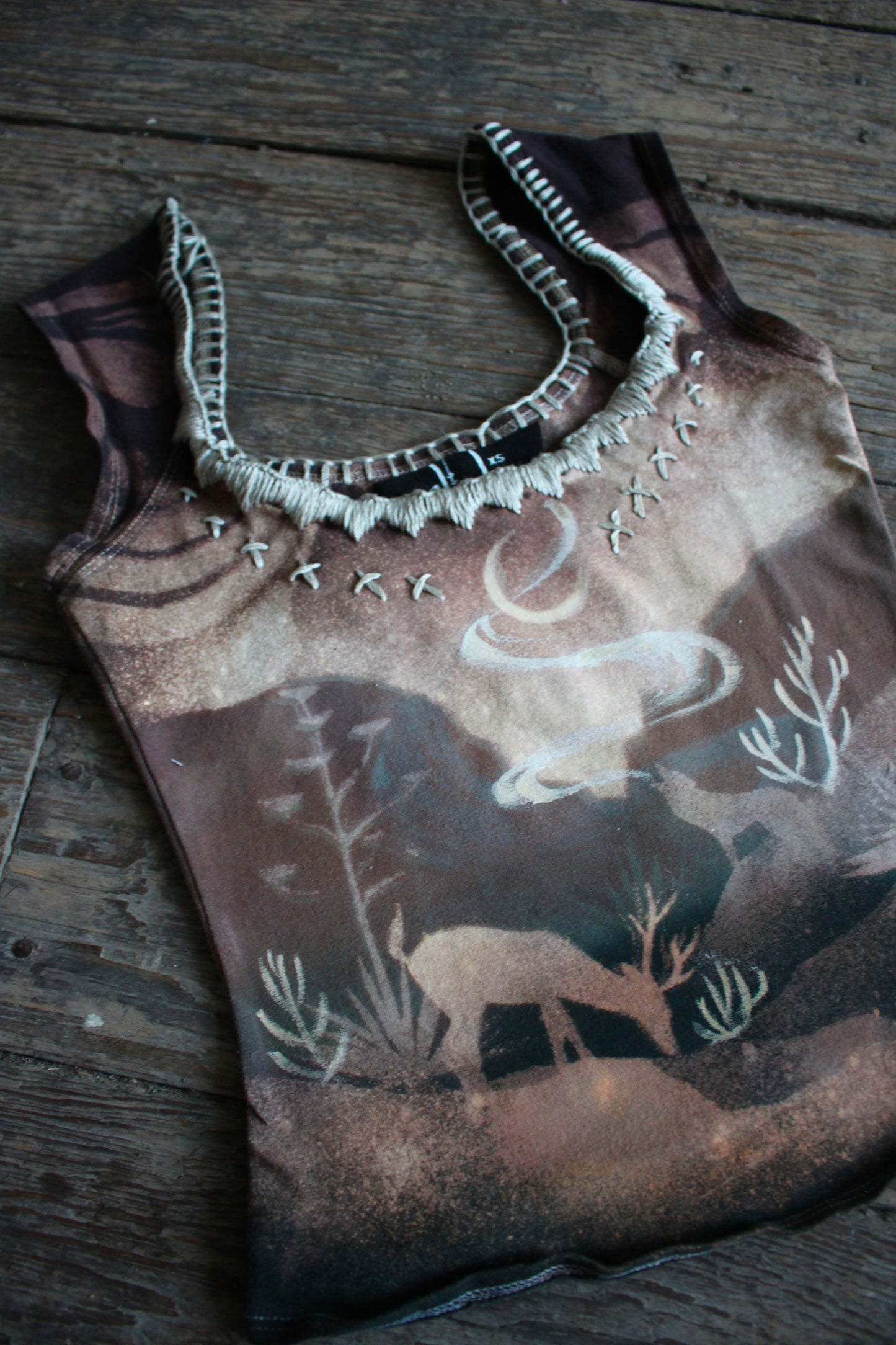 XS - Spirits of the land Basket top - Hand embroidered neckline