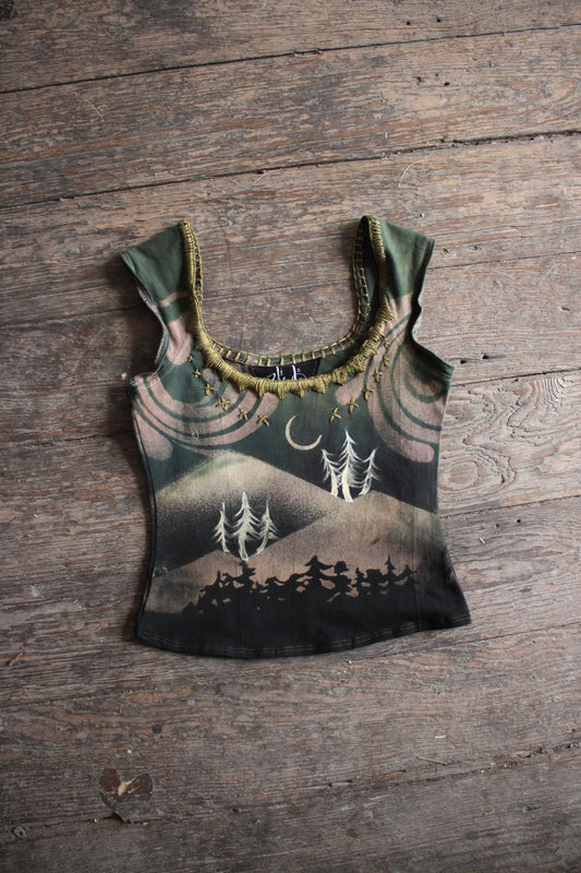 SMALL Sight Crop- Mountain Hike Basket top - Hand painted Happy TreesHandemberoidered neckline