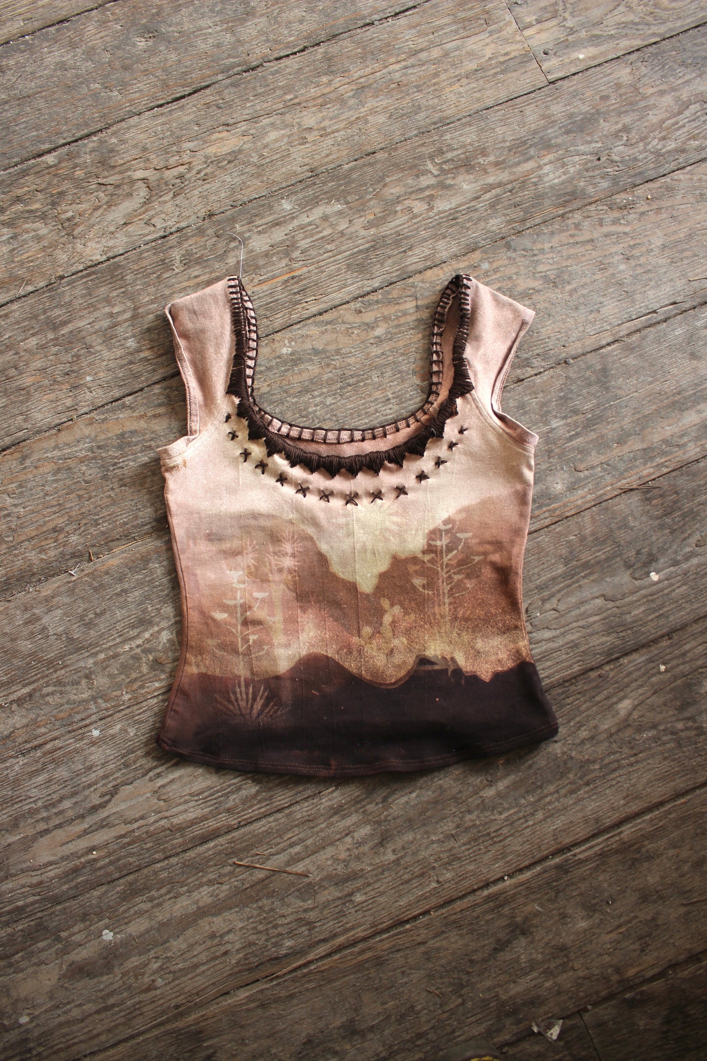 SMALL Slight Crop - DESERT Swell Basket top - hand embroidered neckline