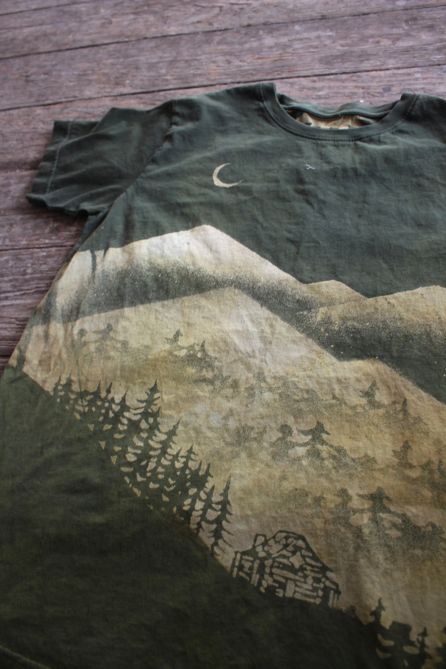 SMALL - Emerald Cabin in the woods - Fair trade Organic Cotton Unisex T-shirt