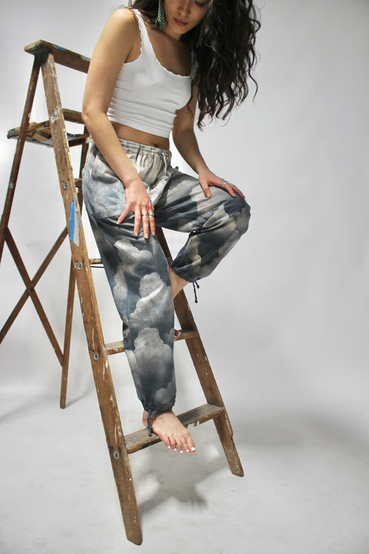 M/L - Sky Cotton Cloud Joggers - Draw String - Stretch Waist