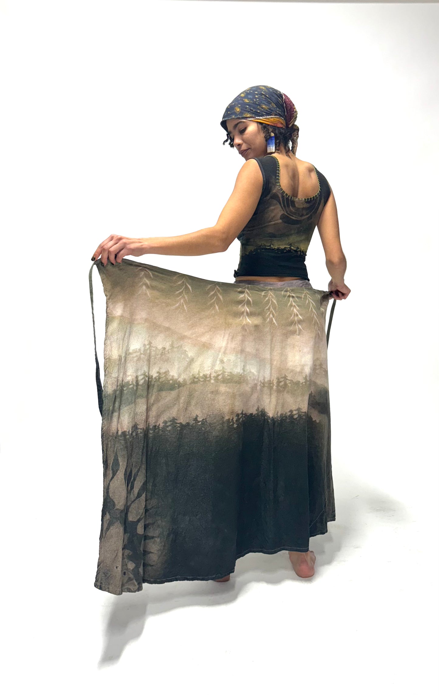 M/L - Wrap Skirt - Celadon Green to Dark Green