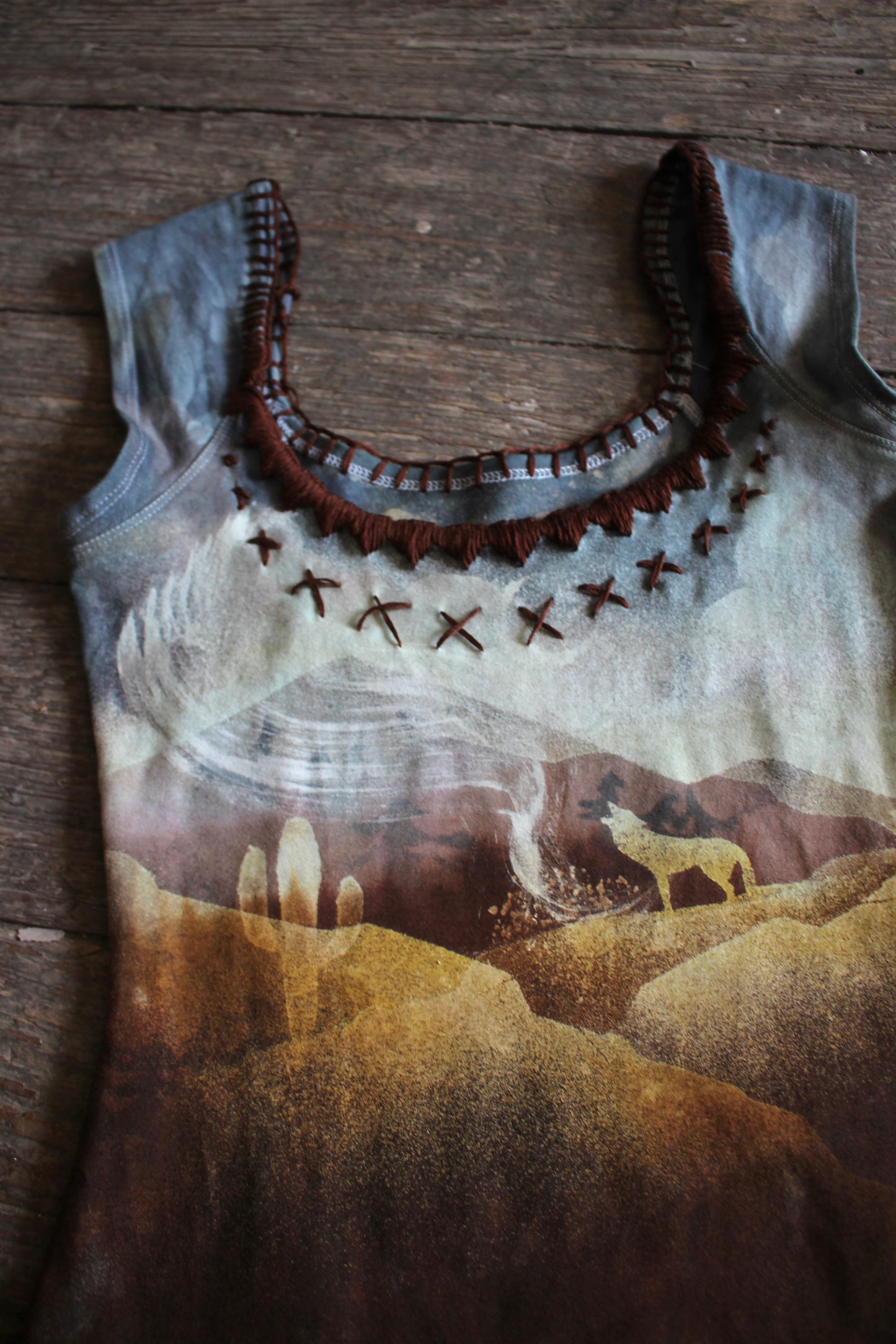 Small - HOWL Baker Top - Dark Brown embroidery thread