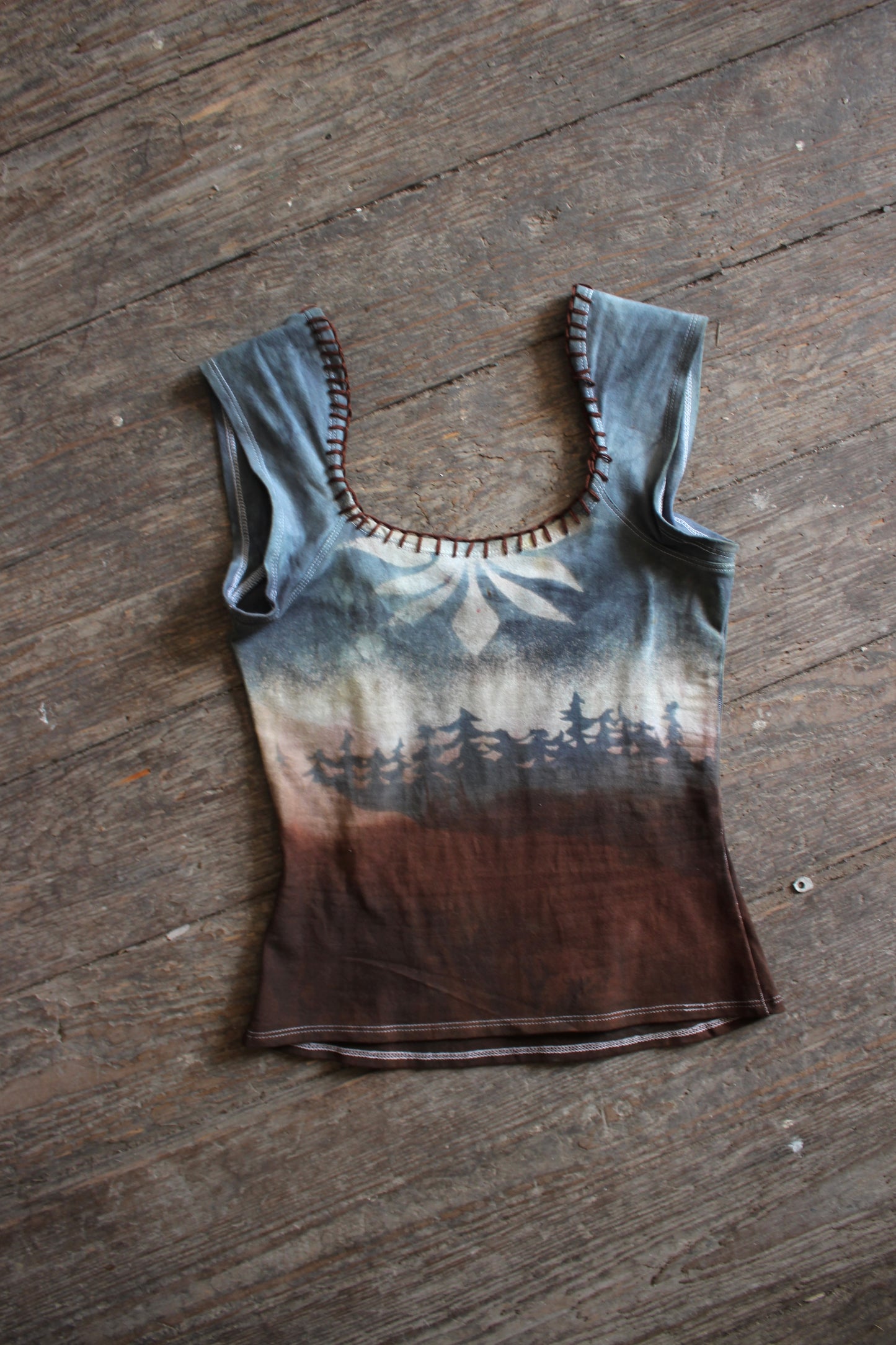 Small - HOWL Baker Top - Dark Brown embroidery thread