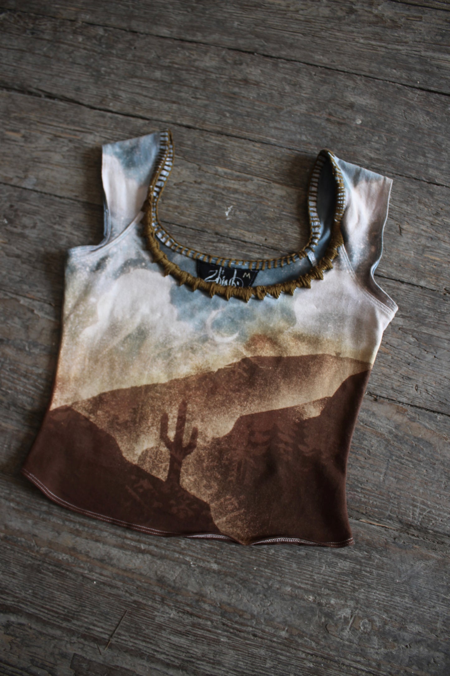 MEDIUM CROP- Canyon Basket Top- Bronze embroidered neckline