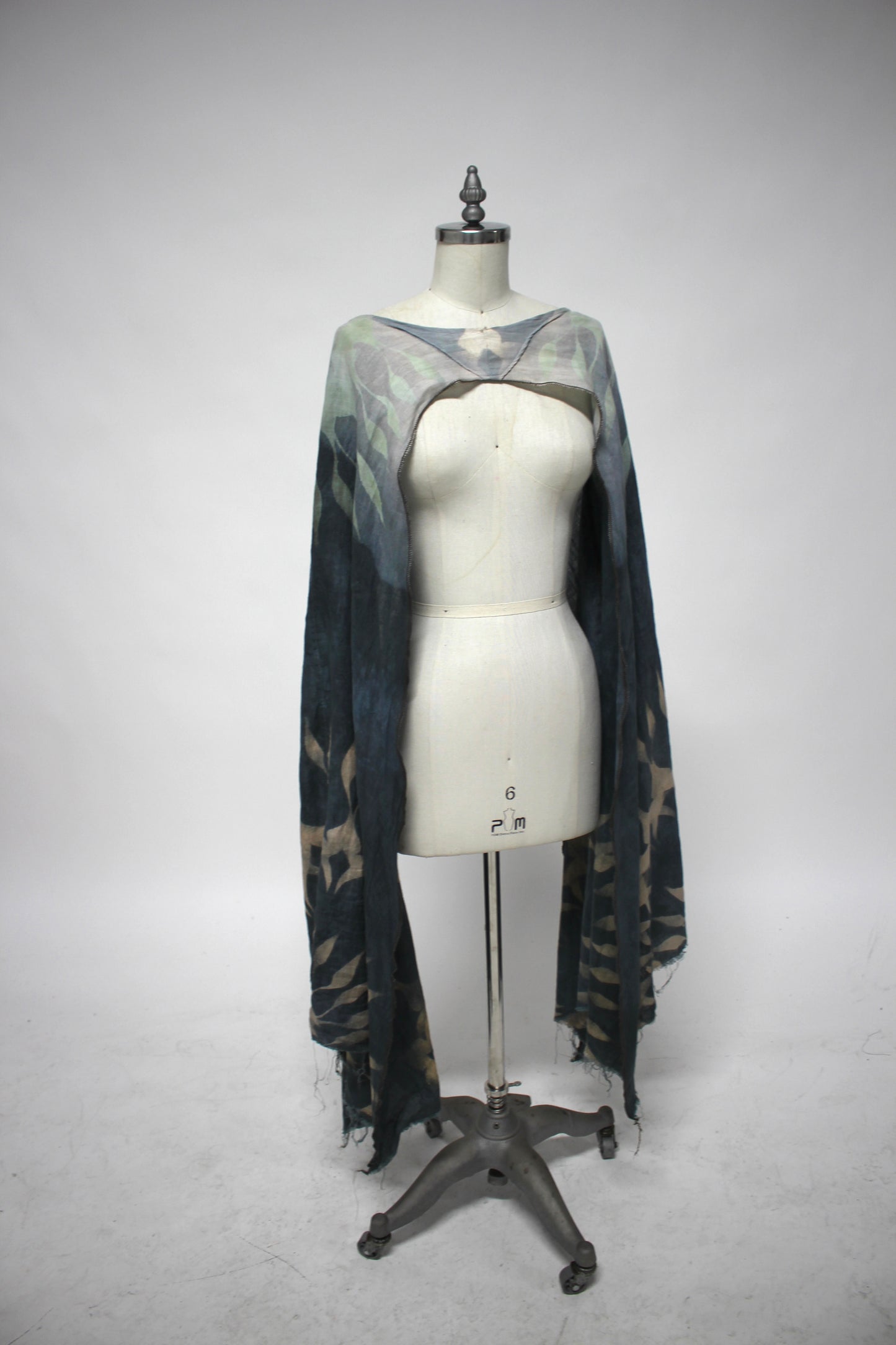 FLIGHT Winged Cape - Organic Linen - Lunaala