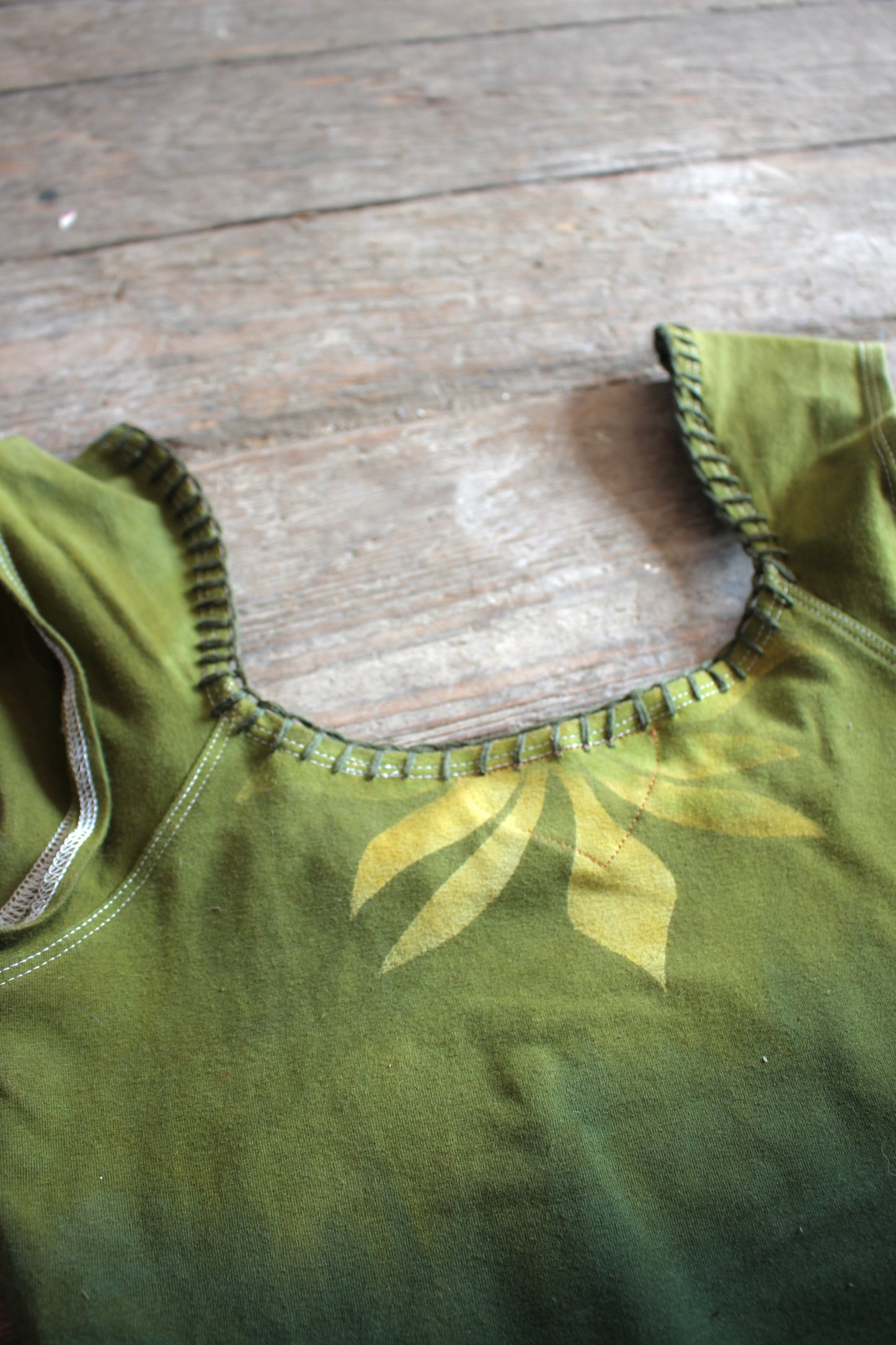 MEDIUM - Green Luna Basket Top