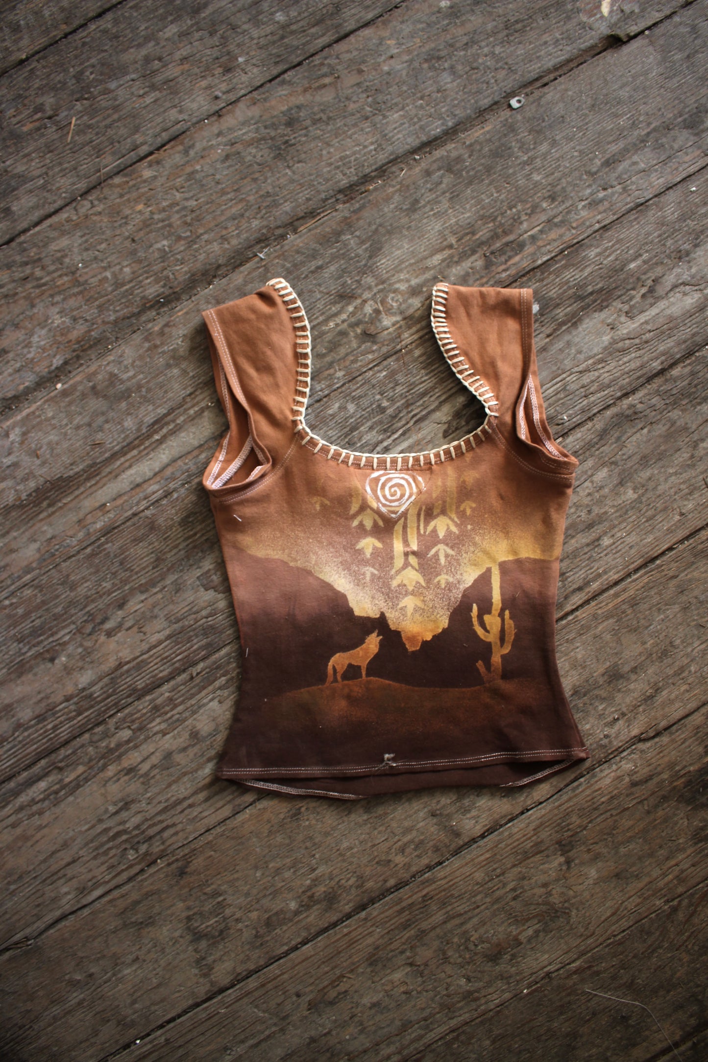 XS - Desert of Mesmeration Basket top - Hand embroidered neckline - Handpainted details